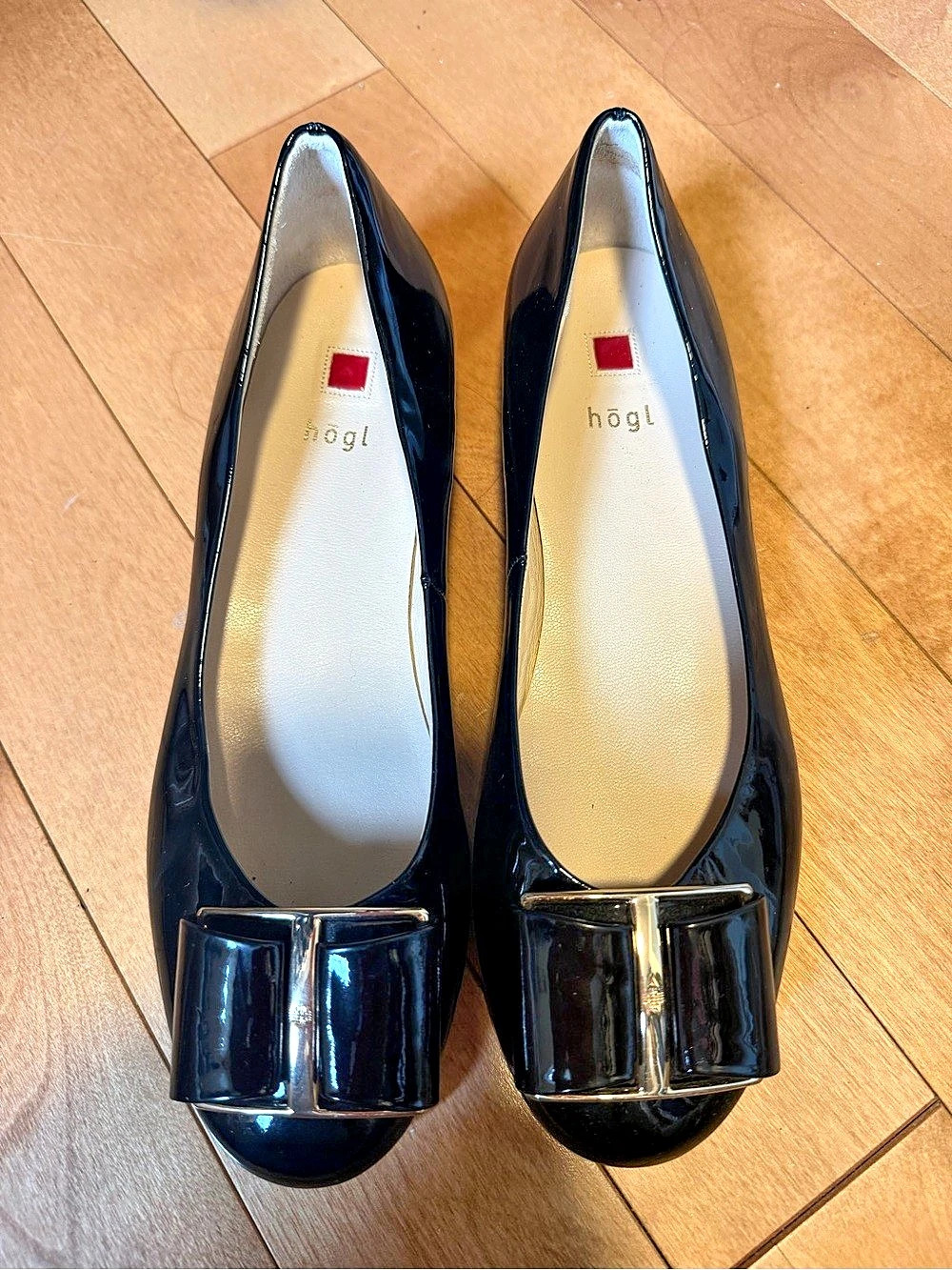 högl Patent Buckle Flats in Black patent